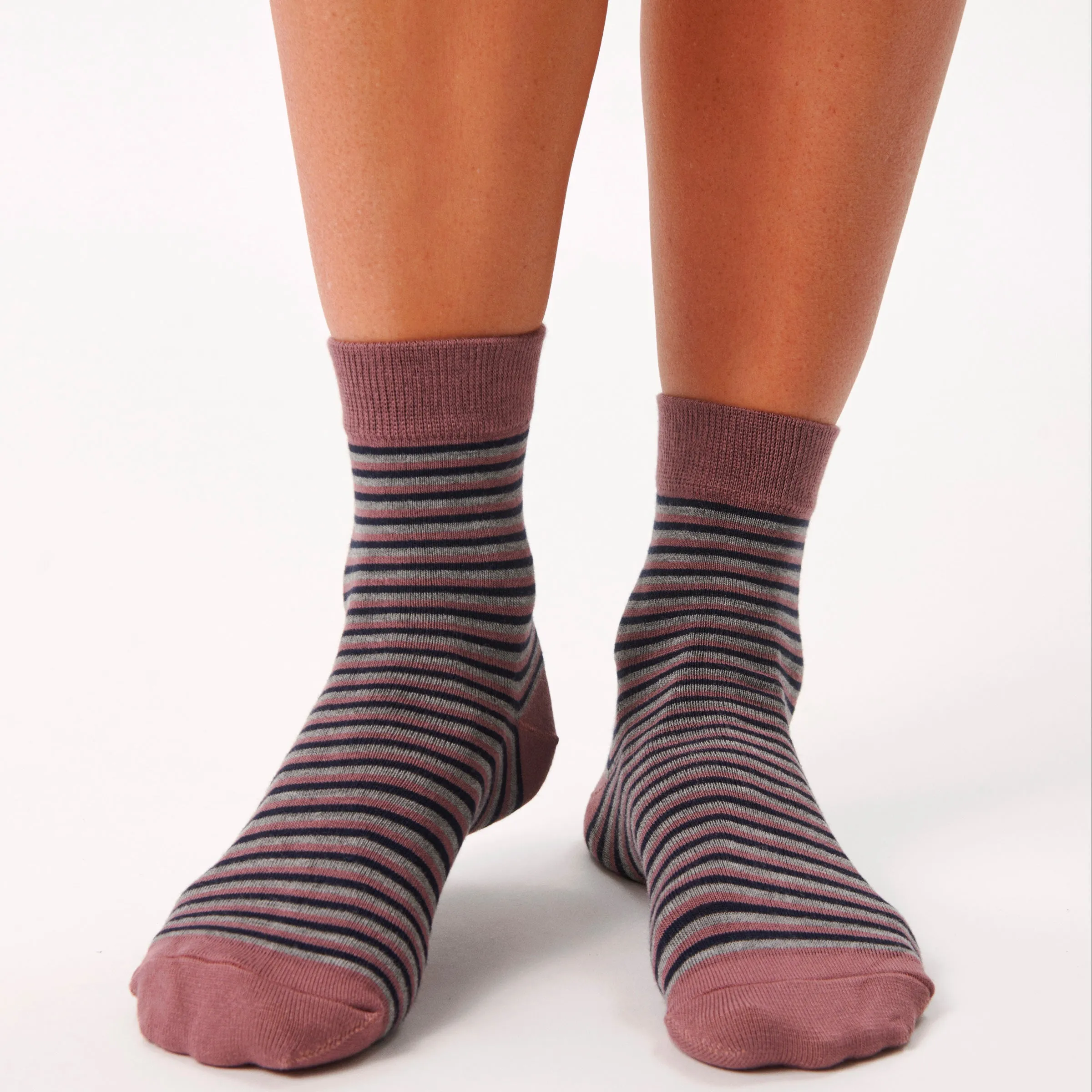 5 par bambus strømper i mauve og stribe mix (low cut)