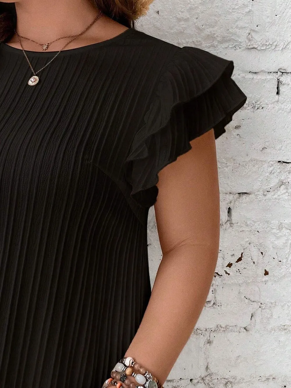 Black Ruffled Sleeve Rib Textured Plus Size Shift Dress