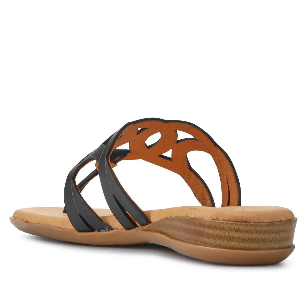 Guava Leather Toe Post Sandals - GUAVA / 327 594