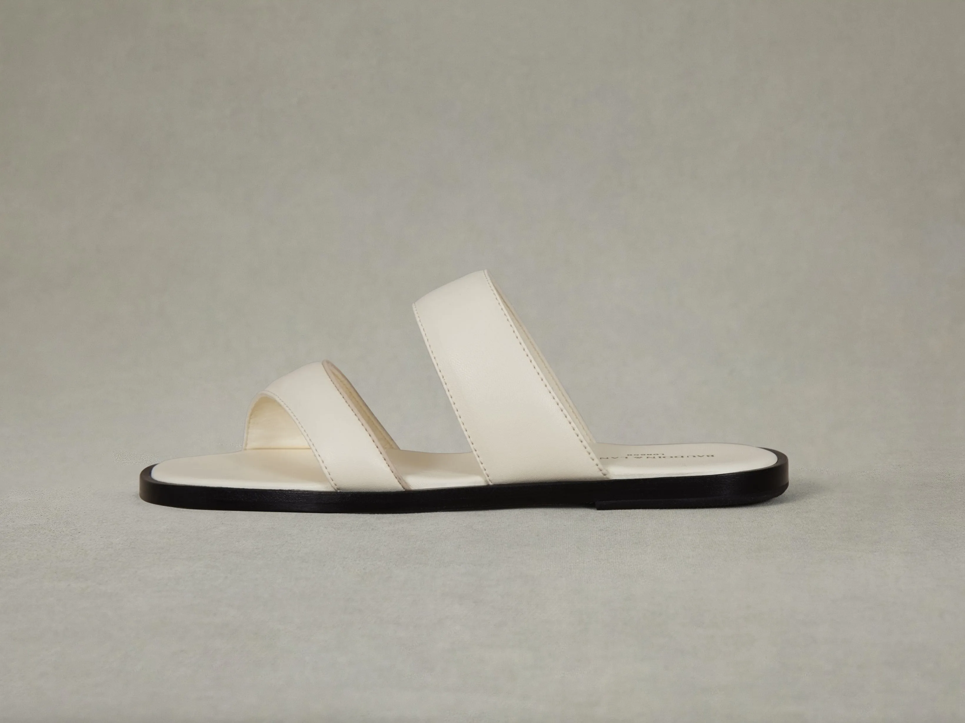 Plume Sandal in Blanc Cassè Nappa