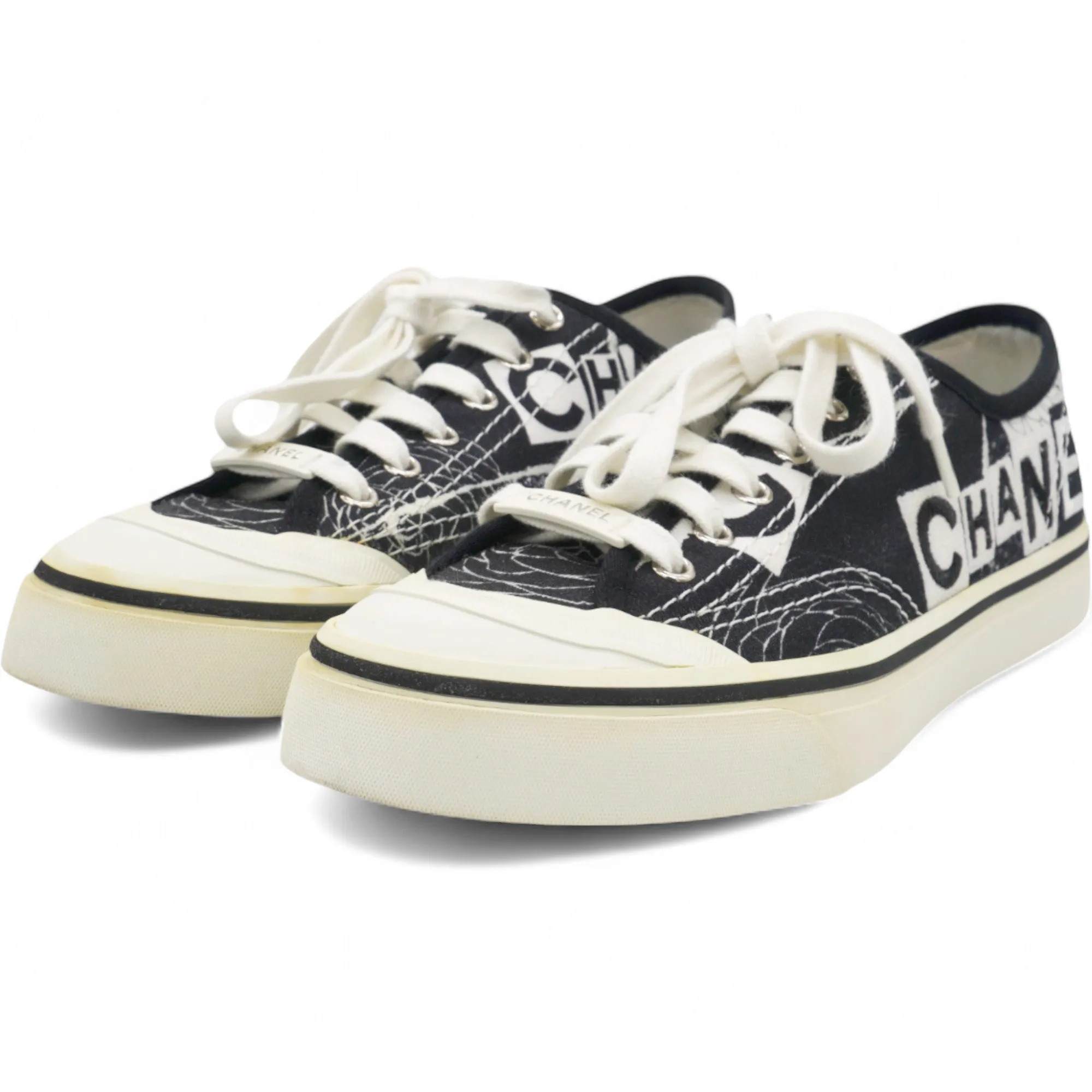 Printed Fabric Low Top Logo Sneakers White Black Size 38