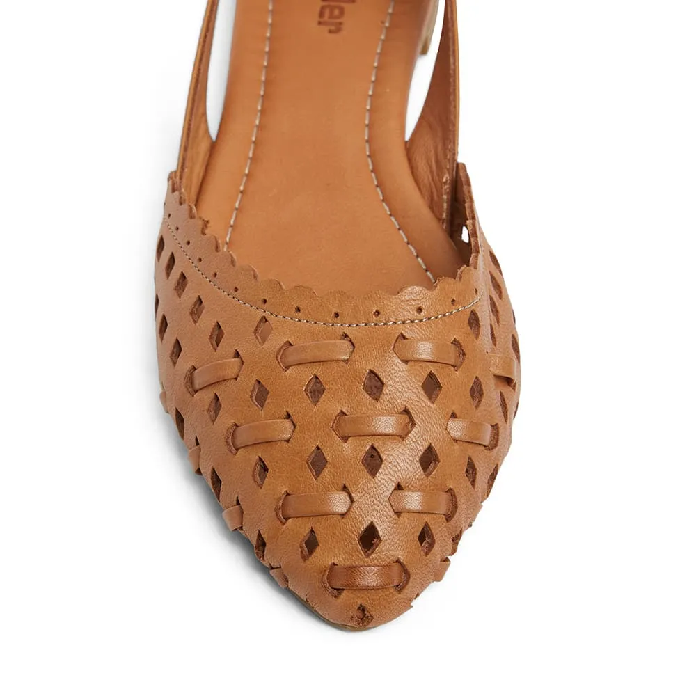 Ranya Flat in Tan Leather
