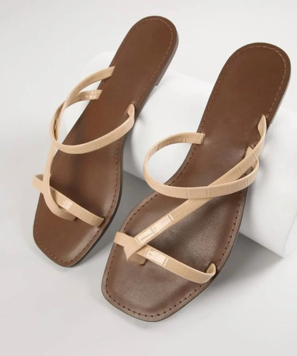 Vegan leather square toe strap oh sandals